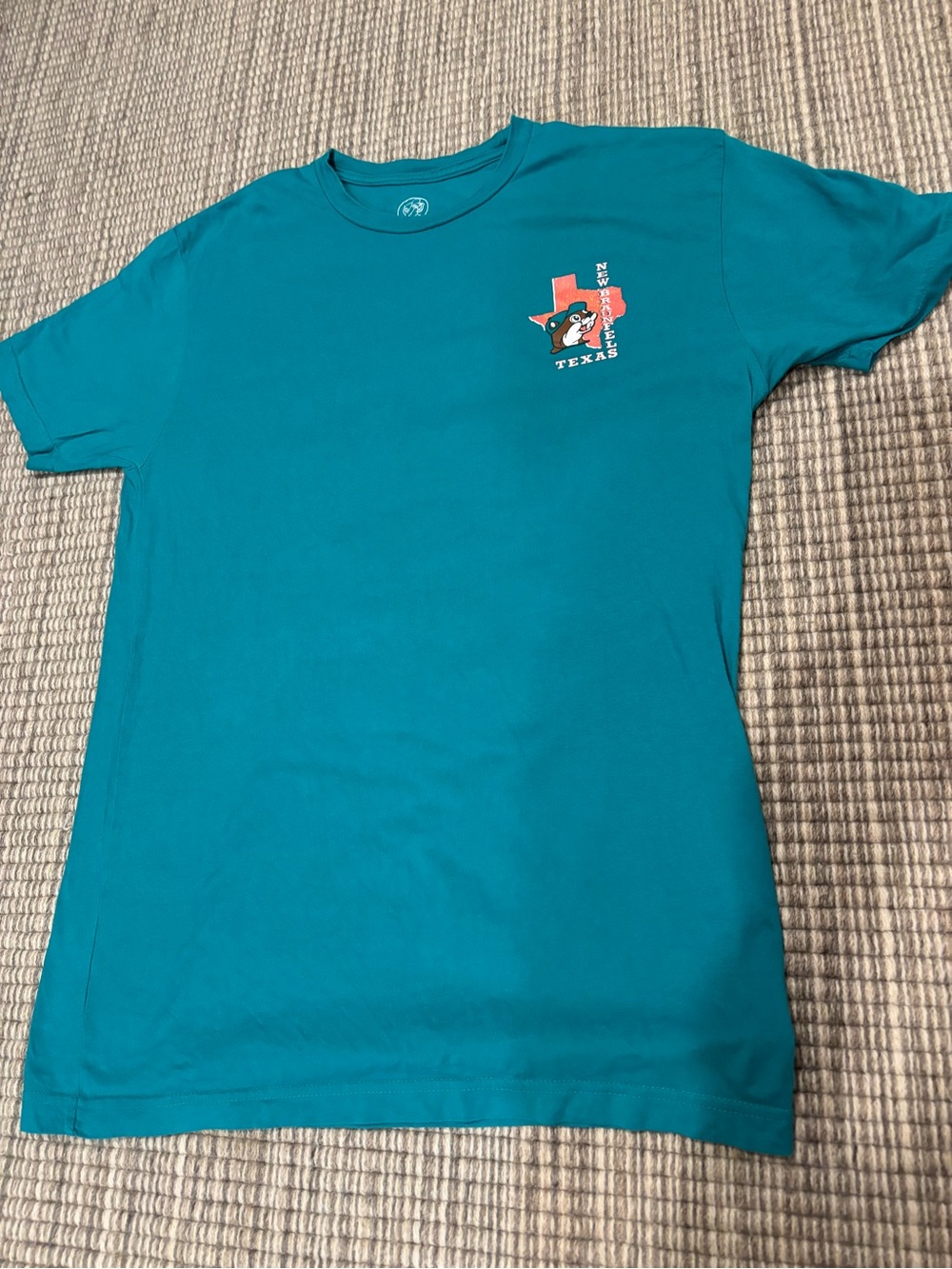 Buc-ee’s graphic tee bundle